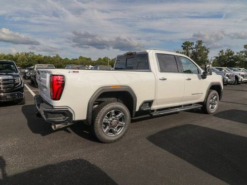 New 2025 GMC Sierra 2500 SLT w/ SLT Premium Package AWD/4WD image 10