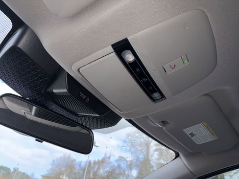 Certified 2023 Nissan Ariya FWD image 21