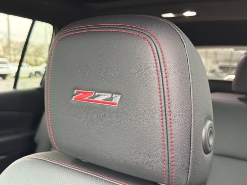 Used 2024 Chevrolet Traverse Z71 w/ Enhanced Driving Package image 23