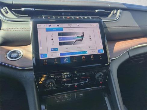 New 2025 Jeep Grand Cherokee Summit AWD/4WD image 12