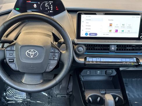 Certified 2024 Toyota Prius XLE FWD image 18
