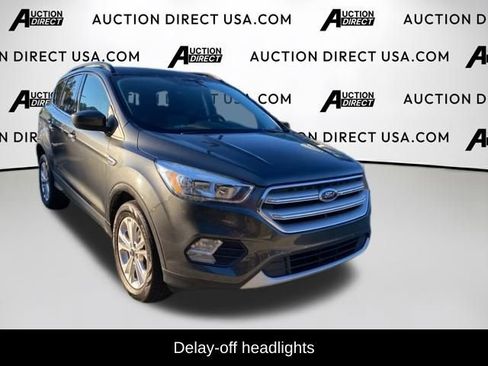 Used 2018 Ford Escape SE image 5