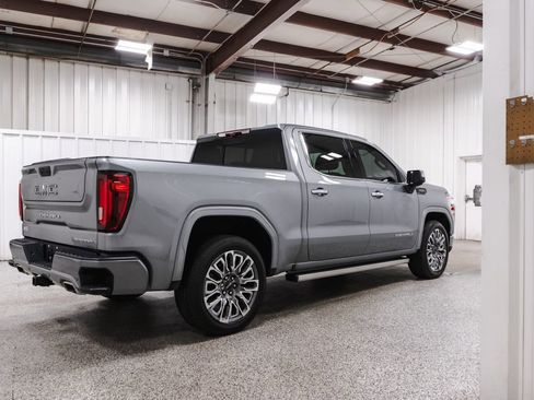 Used 2025 GMC Sierra 1500 Denali Ultimate AWD/4WD image 6
