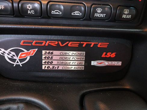 Used 2002 Chevrolet Corvette Z06 RWD image 16