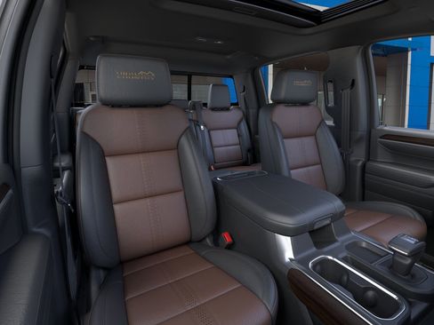 New 2025 Chevrolet Silverado 1500 High Country w/ Technology Package image 16