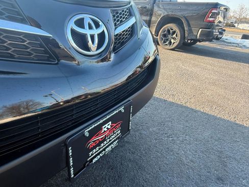 Used 2014 Toyota RAV4 Limited image 56