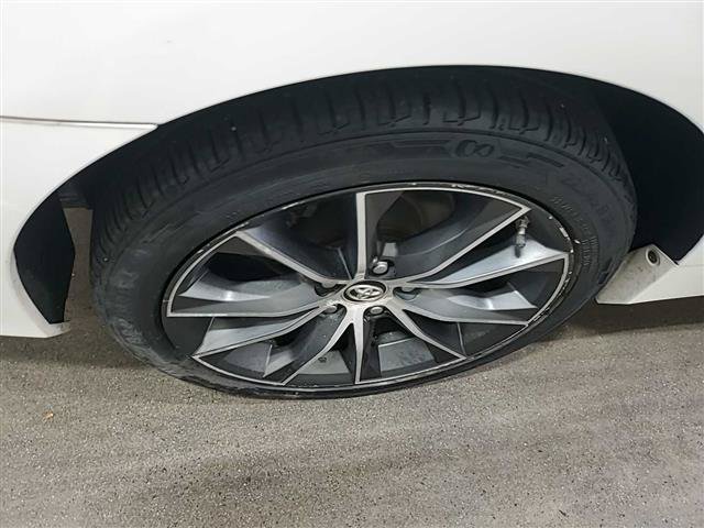 Used 2015 Toyota Camry XSE w/ Advanced Technology Package FWD image 16