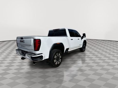 Used 2024 GMC Sierra 3500 Denali w/ Denali Reserve Package AWD/4WD image 10