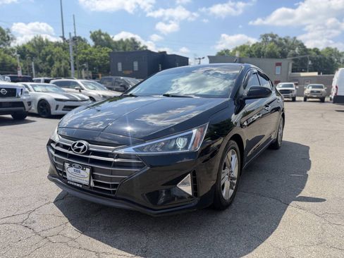 Used 2019 Hyundai Elantra SEL FWD image 4