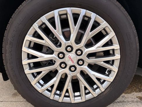 Used 2026 GMC Acadia Denali w/ Super Cruise Package FWD image 7