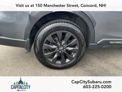 Used 2025 Subaru Outback Onyx Edition AWD/4WD image 7