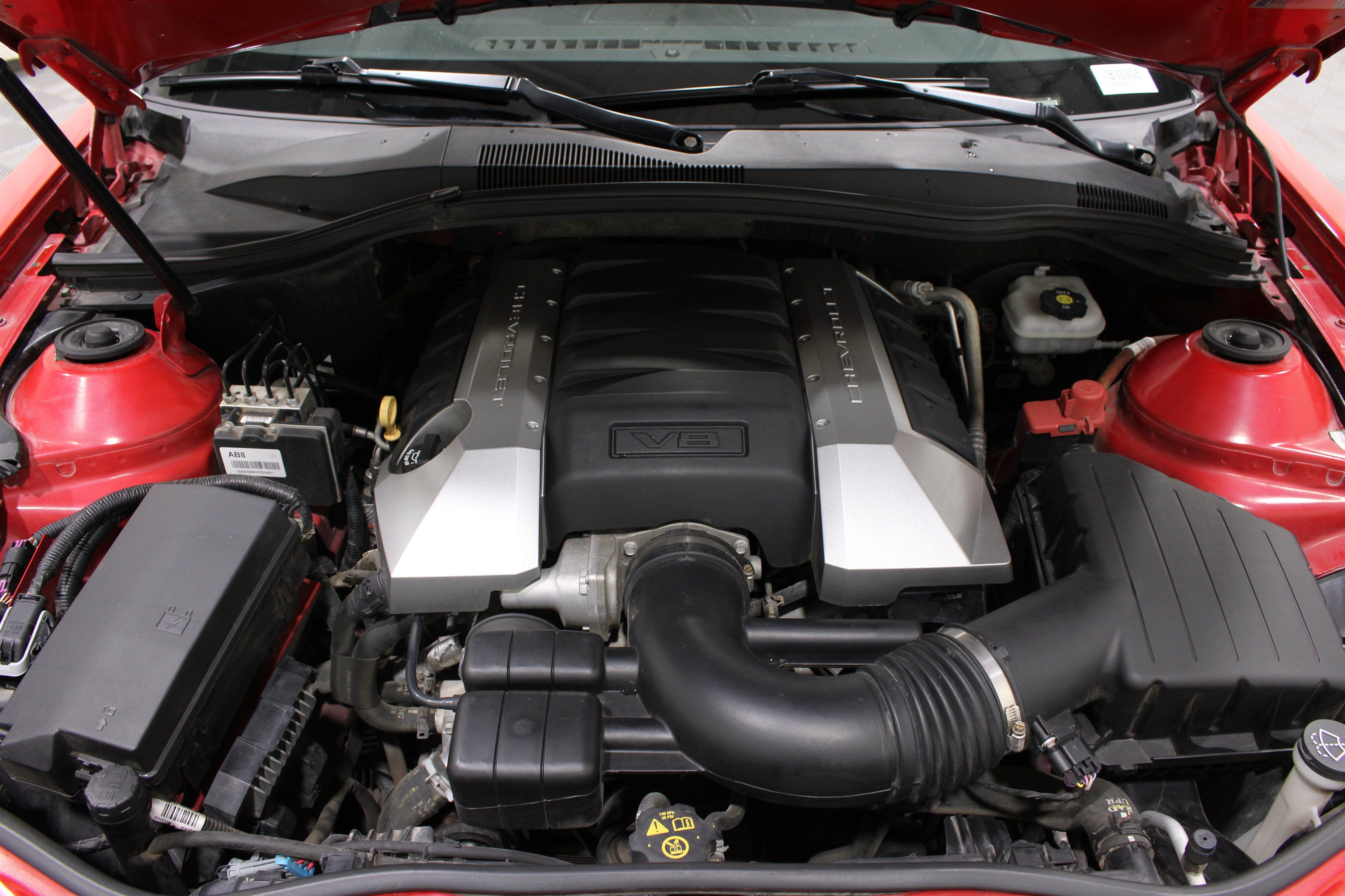 Used 2010 Chevrolet Camaro SS RWD image 40