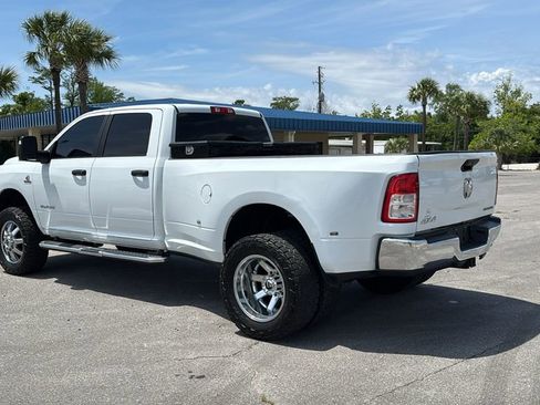 Used 2023 RAM 3500 Big Horn w/ Level 1 Equipment Group AWD/4WD image 4