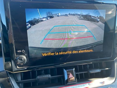 Used 2023 Toyota Corolla Cross L image 22