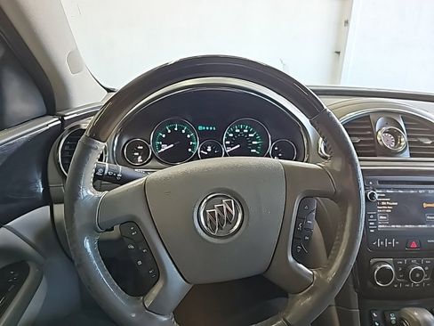 Used 2016 Buick Enclave Leather image 10