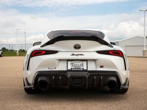 Used 2021 Toyota Supra Premium w/ Driver Assist Package RWD image 6