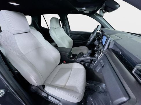 Used 2025 Toyota 4Runner SR5 image 26