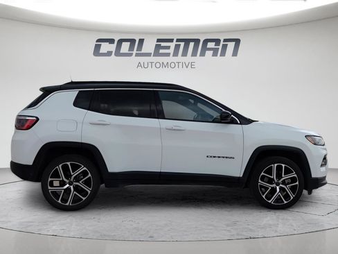 Used 2025 Jeep Compass Limited AWD/4WD image 6