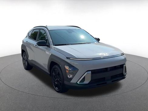 Used 2026 Hyundai Kona SEL Sport FWD image 3