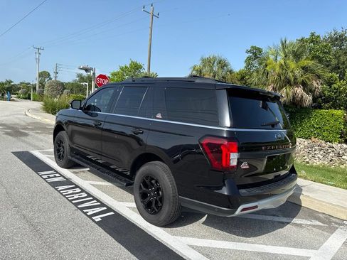 Used 2022 Ford Expedition Timberline AWD/4WD image 3