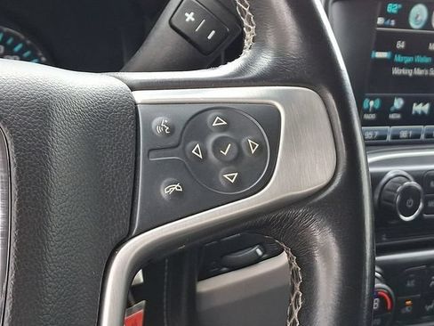 Used 2017 GMC Sierra 1500 SLE w/ SLE Value Package AWD/4WD image 7