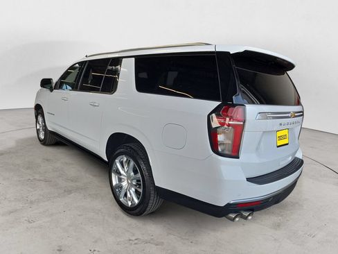 Used 2023 Chevrolet Suburban High Country AWD/4WD image 7