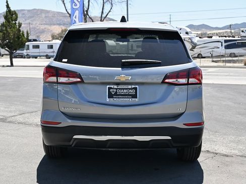 Used 2024 Chevrolet Equinox LT FWD image 6