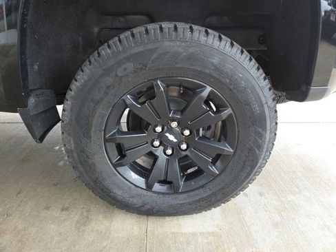 Used 2021 Chevrolet Colorado Z71 w/ Z71 Midnight Edition AWD/4WD image 73