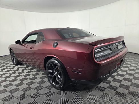 Certified 2018 Dodge Challenger R/T image 7