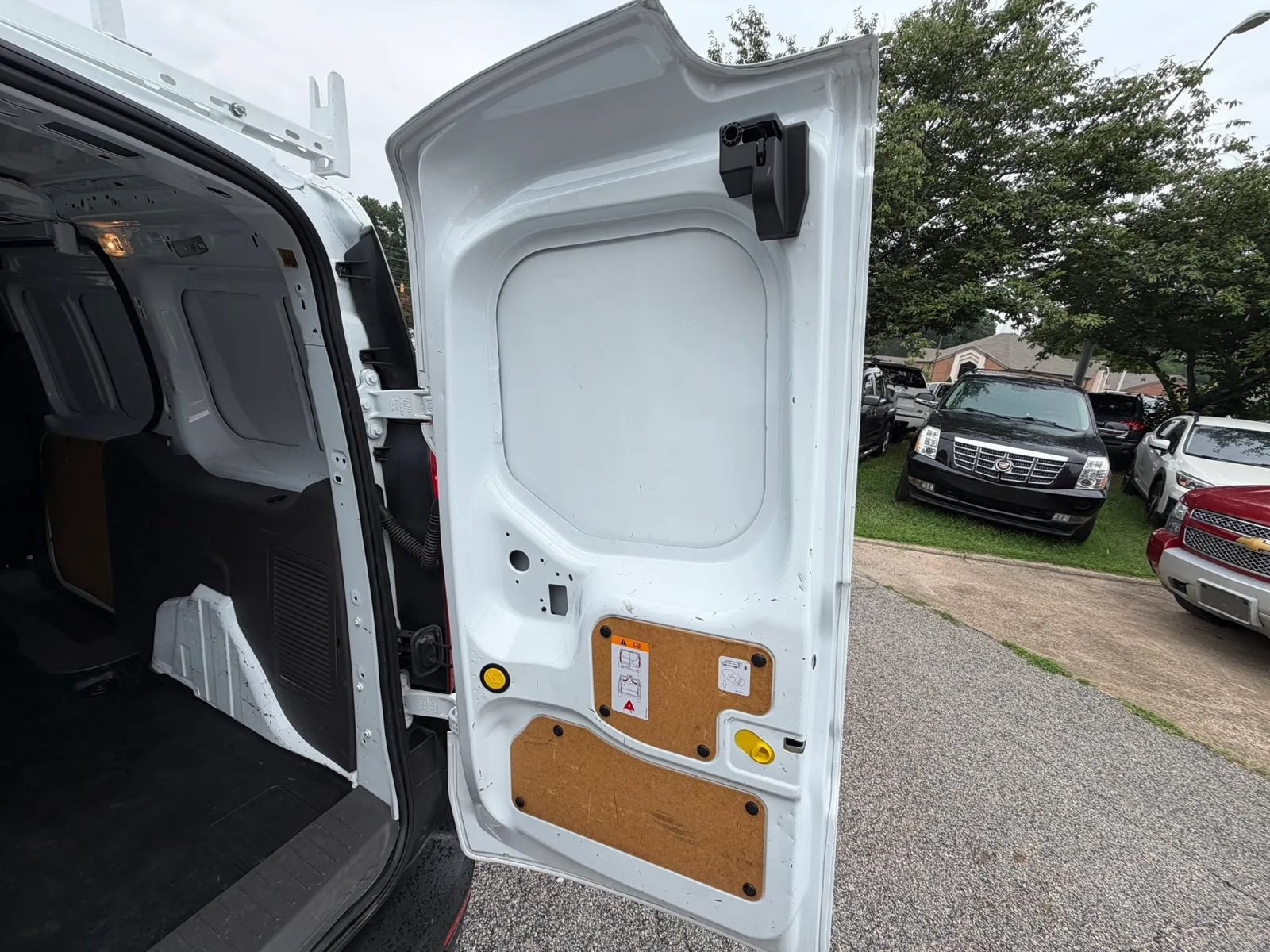 Used 2022 Ford Transit Connect XL FWD image 23