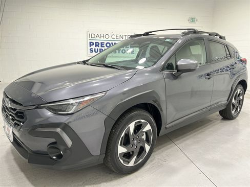 Certified 2025 Subaru Crosstrek 2.5i Limited w/ Crosstrek Mirror Package image 4