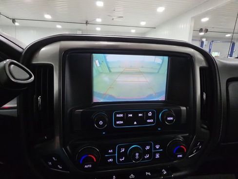 Used 2018 Chevrolet Silverado 1500 LTZ Z71 w/ LTZ Plus Package AWD/4WD image 14