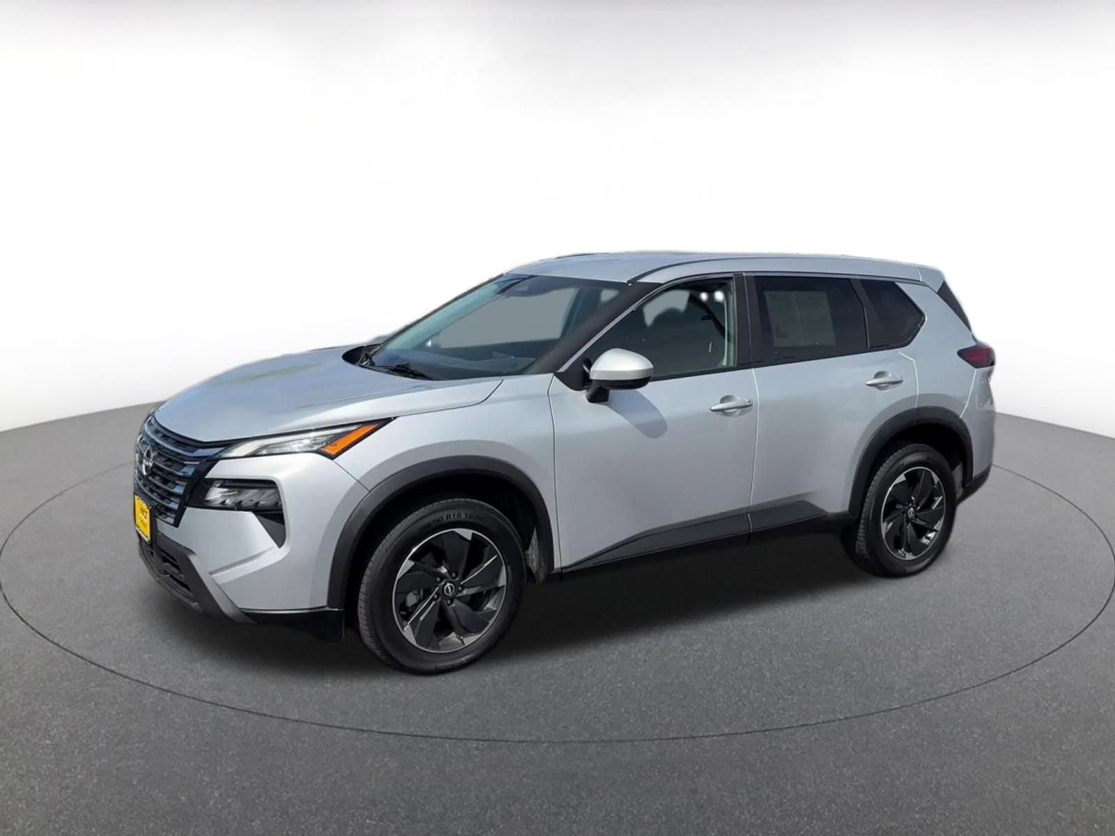 Used 2025 Nissan Rogue SV AWD/4WD image 7