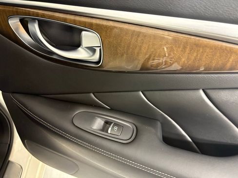 Used 2018 INFINITI Q50 Luxe w/ Sensory Package (Luxe) RWD image 16