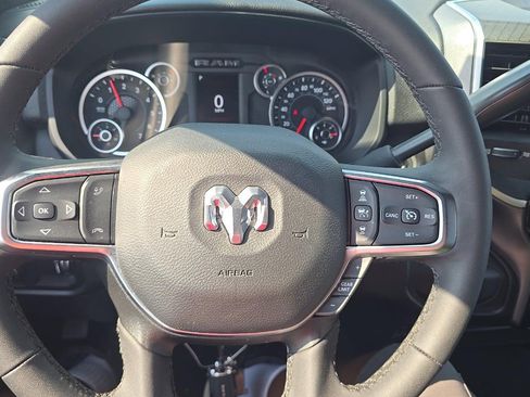 Used 2025 RAM 2500 Big Horn AWD/4WD image 8