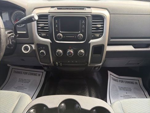 Used 2017 RAM 2500 SLT AWD/4WD image 22