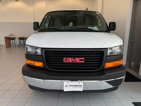 Used 2021 GMC Savana 3500 Extended w/ Driver Convenience Package RWD image 33