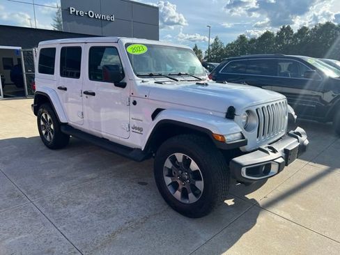 Used 2023 Jeep Wrangler Unlimited Sahara w/ Cold Weather Group AWD/4WD image 1