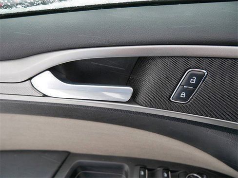 Used 2017 Ford Fusion S image 15