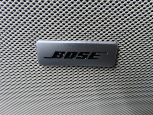 Used 2025 GMC Yukon Denali image 65