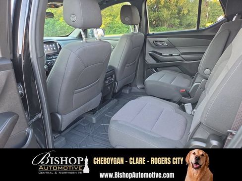 Used 2023 Chevrolet Traverse LT w/ LPO, Floor Liner Package AWD/4WD image 12