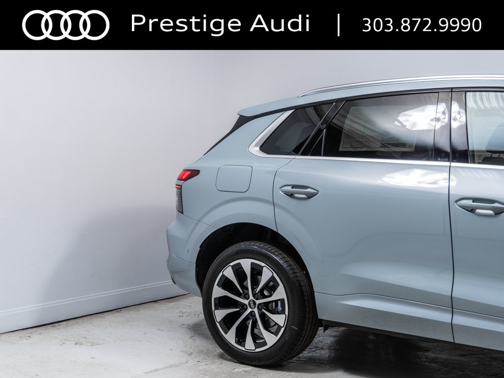 Used 2026 Audi Q3 quattro 2.0T w/ Driver Assistance Package AWD/4WD image 12