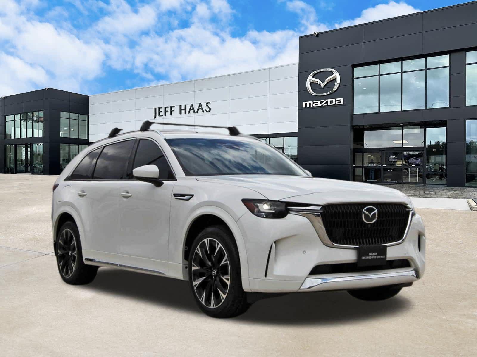 Used 2024 MAZDA CX-90 Plug-In Hybrid w/ Premium Plus AWD/4WD image 4