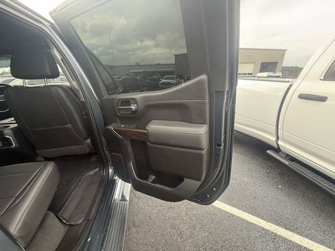 Used 2019 GMC Sierra 1500 SLT w/ SLT Premium Package image 18