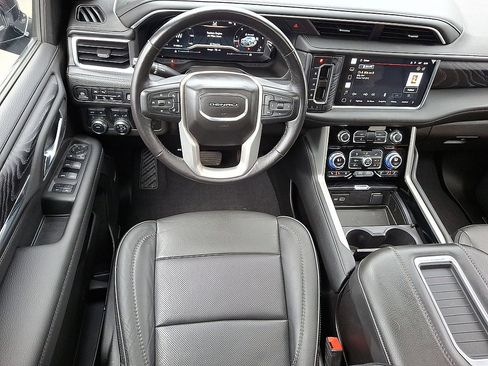 Used 2022 GMC Yukon XL Denali AWD/4WD image 21