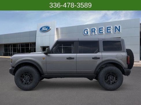 New 2026 Ford Bronco Badlands AWD/4WD image 3