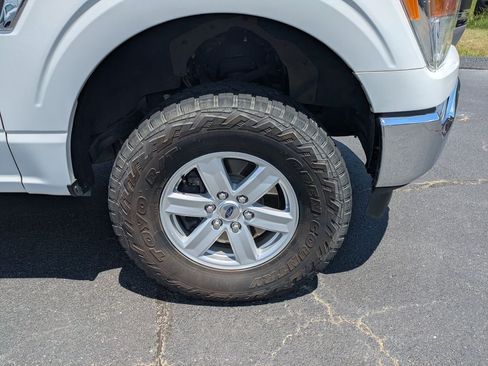 Used 2021 Ford F150 XLT w/ Equipment Group 301A Mid AWD/4WD image 12