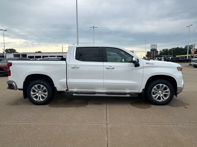 Used 2025 Chevrolet Silverado 1500 LTZ w/ Technology Package AWD/4WD image 2