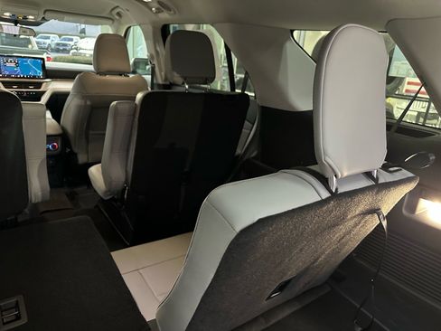 New 2026 Ford Explorer Active image 26