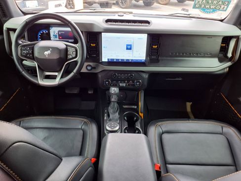 Used 2023 Ford Bronco Badlands AWD/4WD image 10